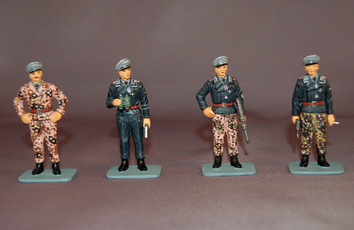 King & Country WS004 German Tank Commanders Review