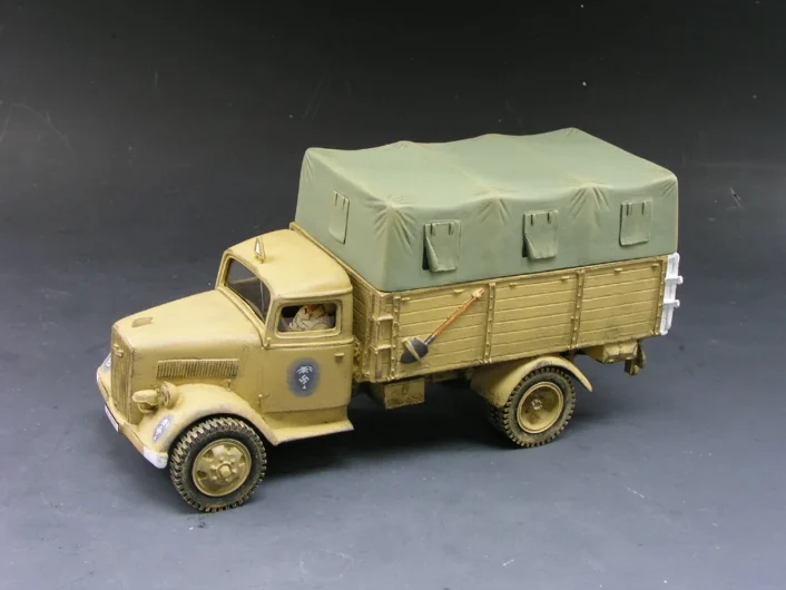 AK037 Opel Blitz Truck