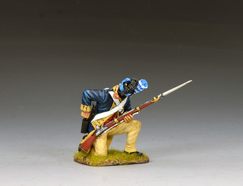 AR080 Washington's Guard Company Kneeling Reaching For A Cartridge by King & Country