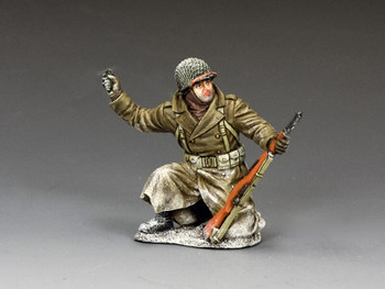 BBA096 Throwing Grenade by King & Country