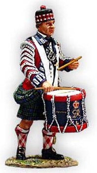 BR027 42nd Highlander Drummer by King & Country