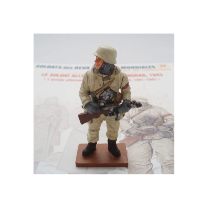 Del Prado German Infantryman at Stalingrad 1943 reference figure photograph