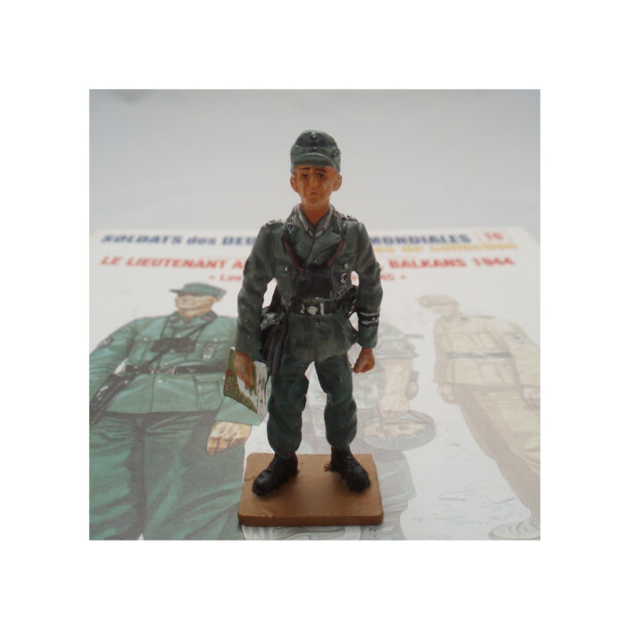 Del Prado German Mountain Troops Lieutenant 1944 reference figure photograph