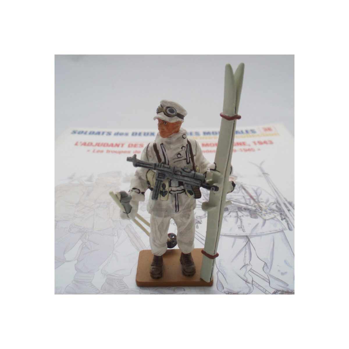 Del Prado German Mountain Troops NCO with Skis 1943 reference figure photograph