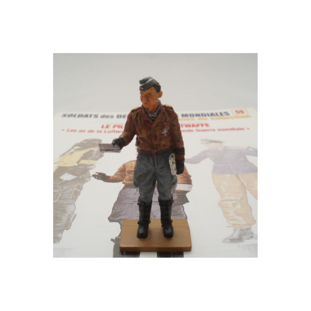 Del Prado Luftwaffe Pilot 1944 reference figure photograph