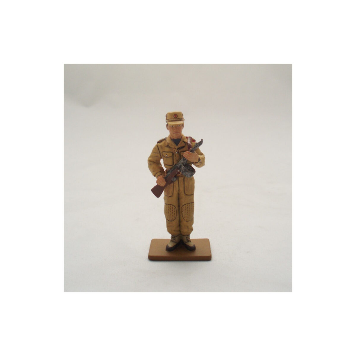 Del Prado North Korean Army Sergeant 1950 reference figure photograph