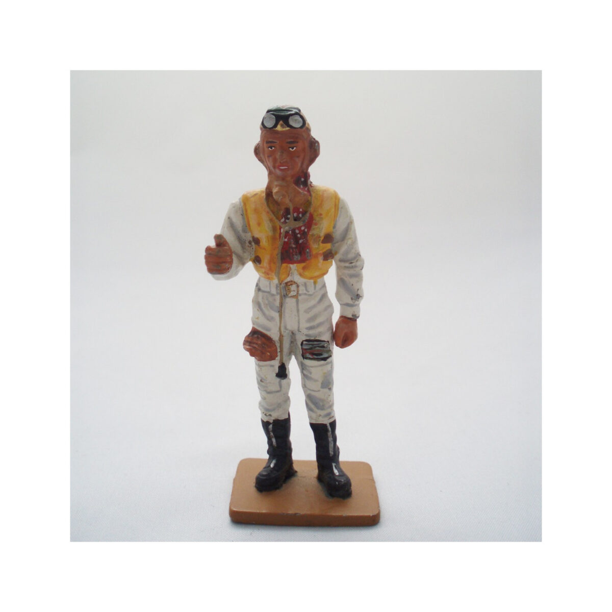 Del Prado Royal Air Force Pilot 1943 reference figure photograph