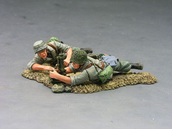 FJ002-07 Mortar Team by King & Country