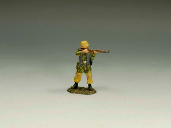 FJ013 Standing Firing Rifle by King & Country