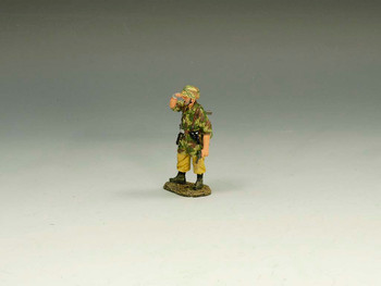 FJ014 Standing Officer by King & Country