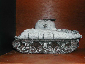 IWJ011WA M4 USMC Sherman Tank in Winter Camo by King & Country