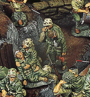 IWJ012 Wounded Marines by King & Country
