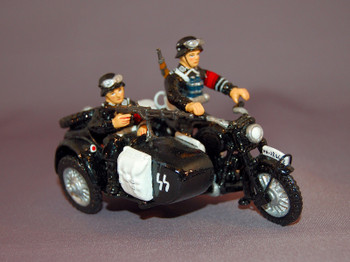 LAH011 Motorcycle with Sidecar by King & Country