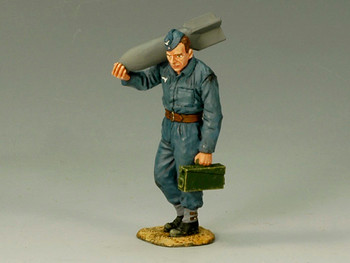 LW006 “Ground Crewman with Bomb” by King & Country