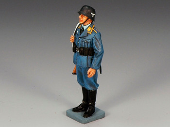 LW013 Standing Airman with Rifle by King & Country