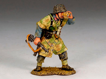 LW018 Luftwaffe Field Division Section Leader by King & Country