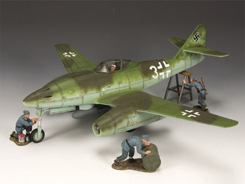 LW037 Luftwaffe Ground Crew by King & Country