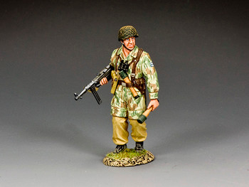 LW069 Fallschirmjager Squad Leader by King & Country