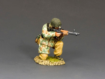 LW075 Fallschirmjager with the Assault Rifle by King & Country