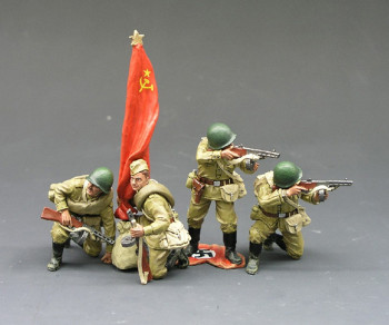 RA009 Soviet Tank Riders by King & Country