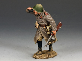 RA031 Red Army Officer with Burp Gun by King & Country