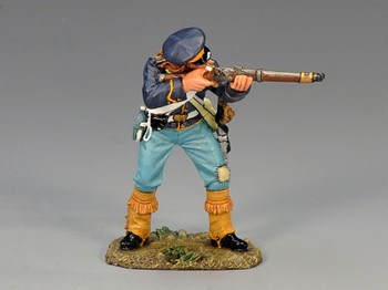TRW009 Standing Firing Dragoon by King & Country