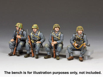 WH100 Sitting Panzer Grenadiers by King & Country