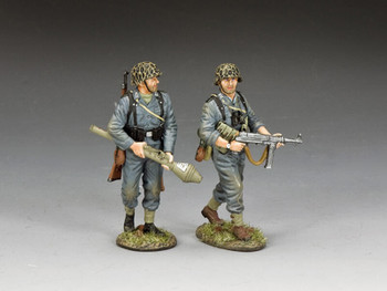 WH104 The Squad Leader Set by King & Country