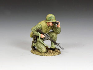 VN130 Kneeling NCO w/Binos